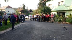 Otvoritev javne razsvetljave in prenovljene ceste v naselju Omota 2